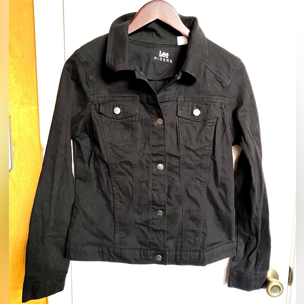 Perfect Lee Women's Black Jean Jacket